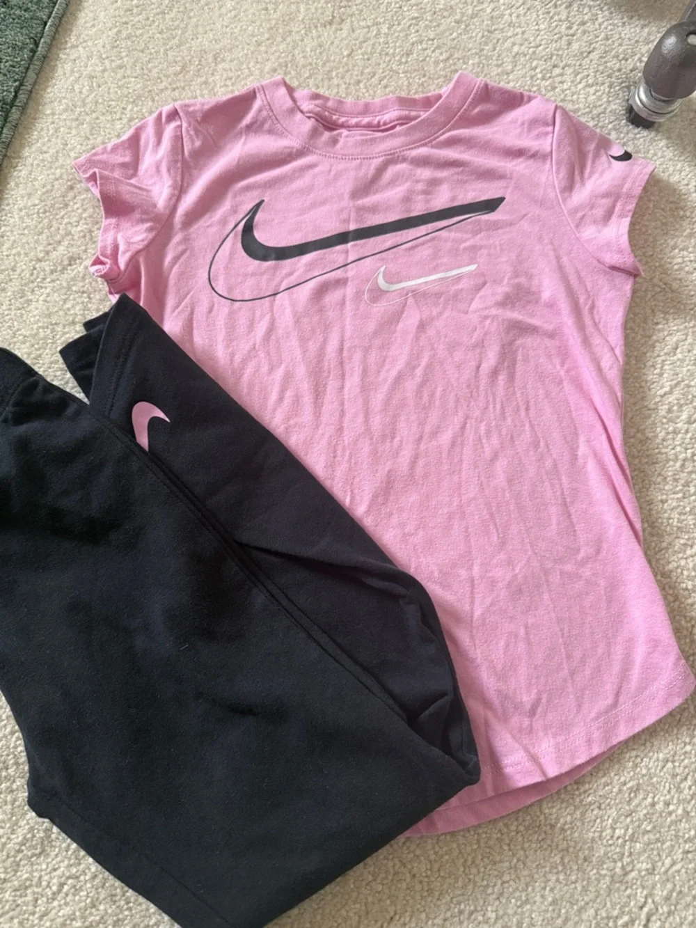 Nike Pink Tee and Leggings with Black & White Swooshes - Picture 1 of 2